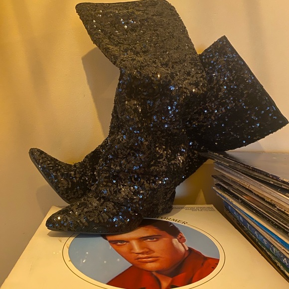 unknown Shoes - 🖤 New without tags✨ Black Sequin high heel cuffed Women's Boots ✨